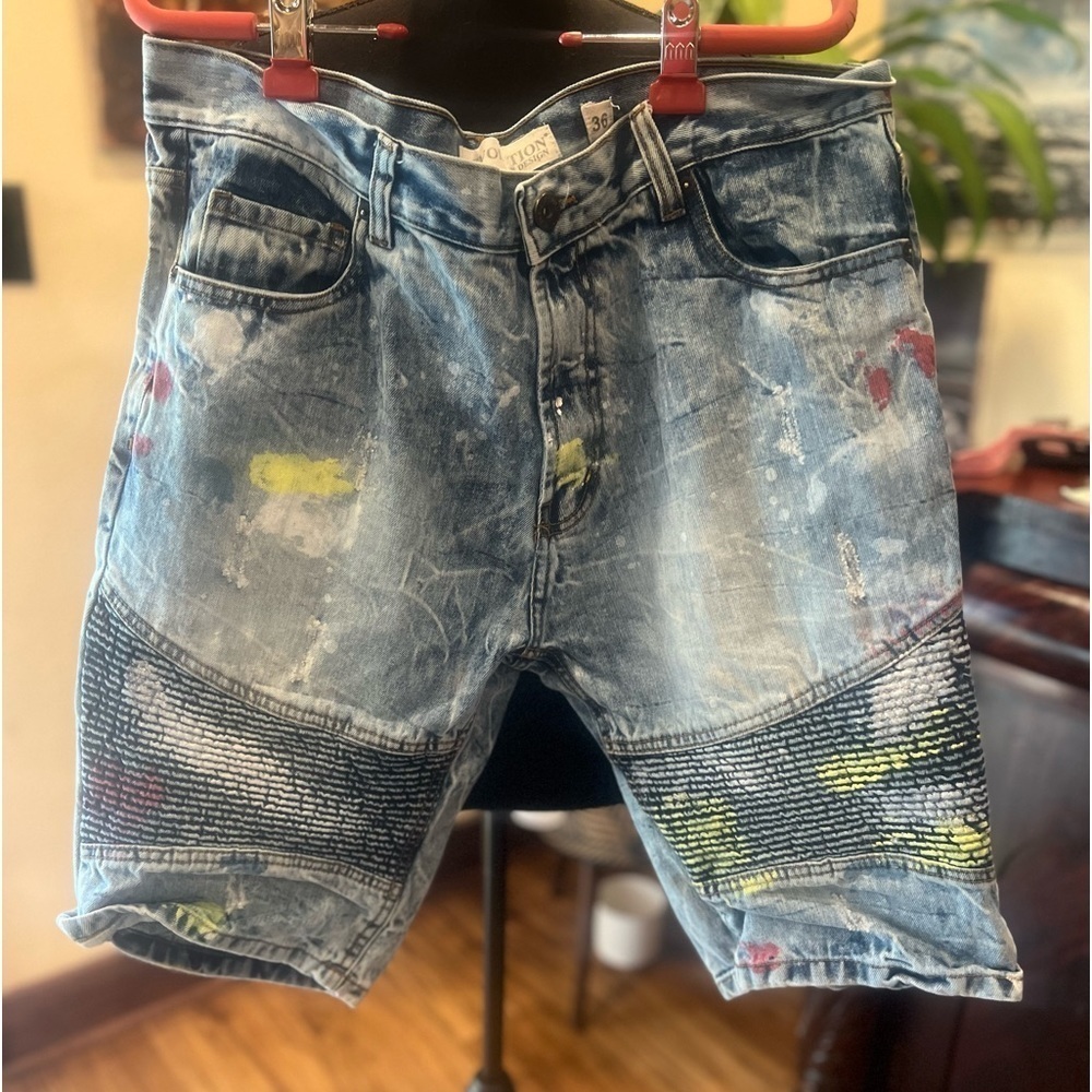 Evolution in Design Jean shorts size 36 in used condition - Picture 2 of 6